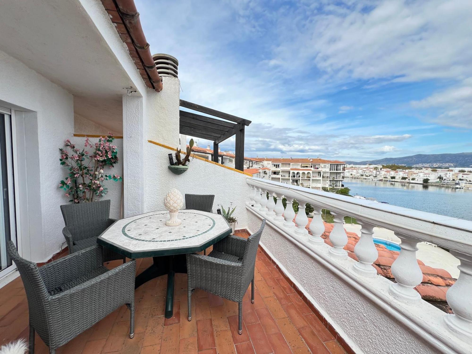 Apartamento Gran Con Vistas Al Canal Ampuriabrava
