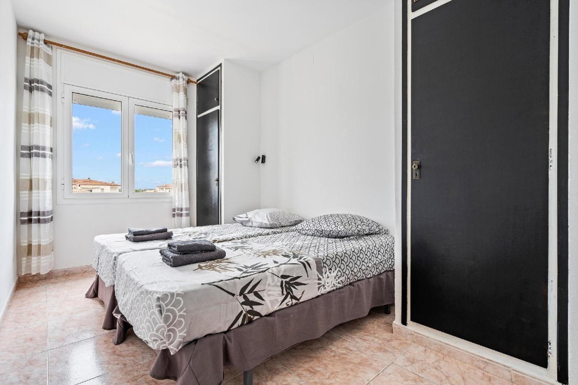 Apartamento Fuer 8 Personen Ca 105 Qm In Empuriabrava, Costa Brava Golf De Roses Ampuriabrava