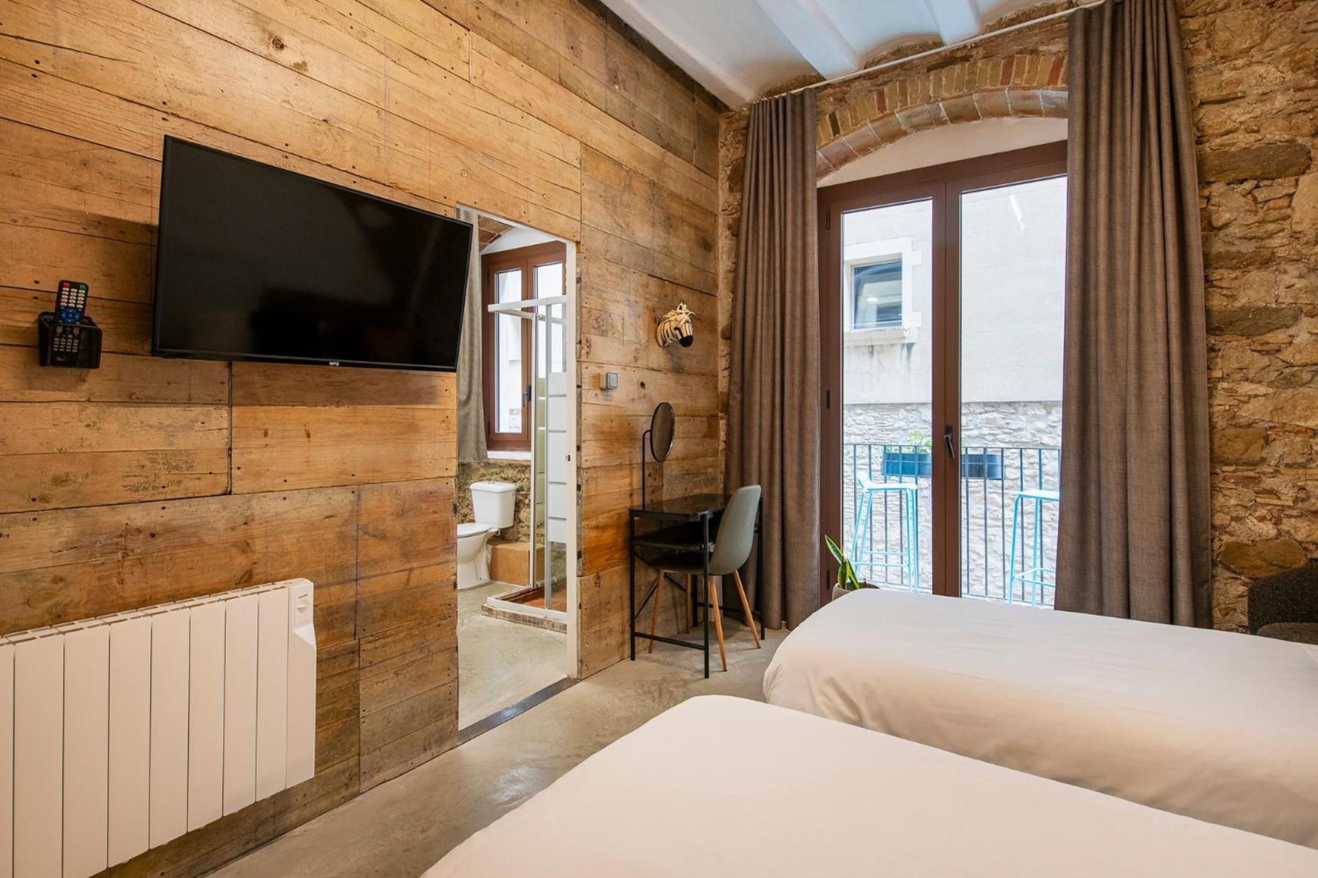Aptw Pool In Heart Of Old Town Apartment