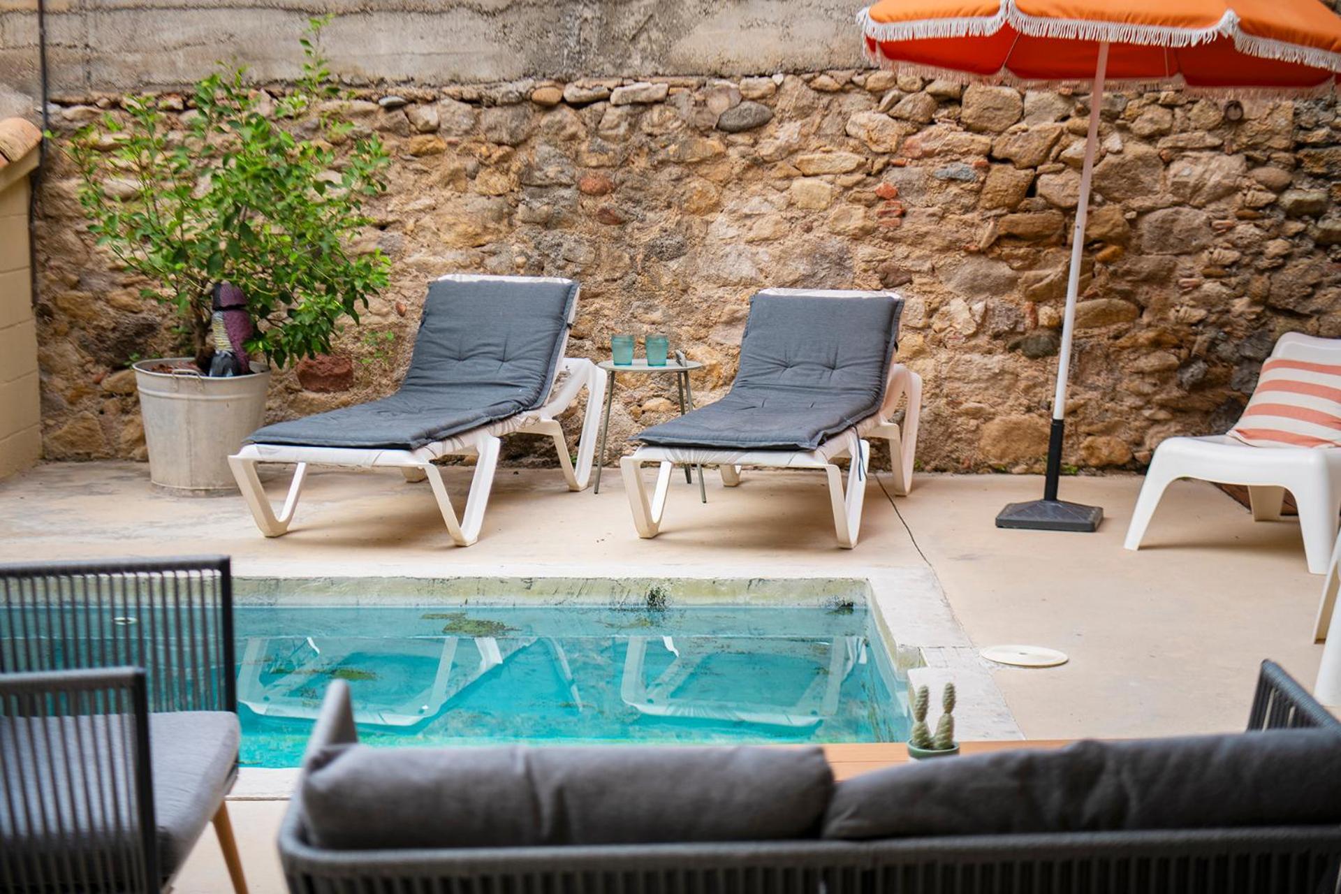 Aptw Pool In Heart Of Old Town Apartment Girona