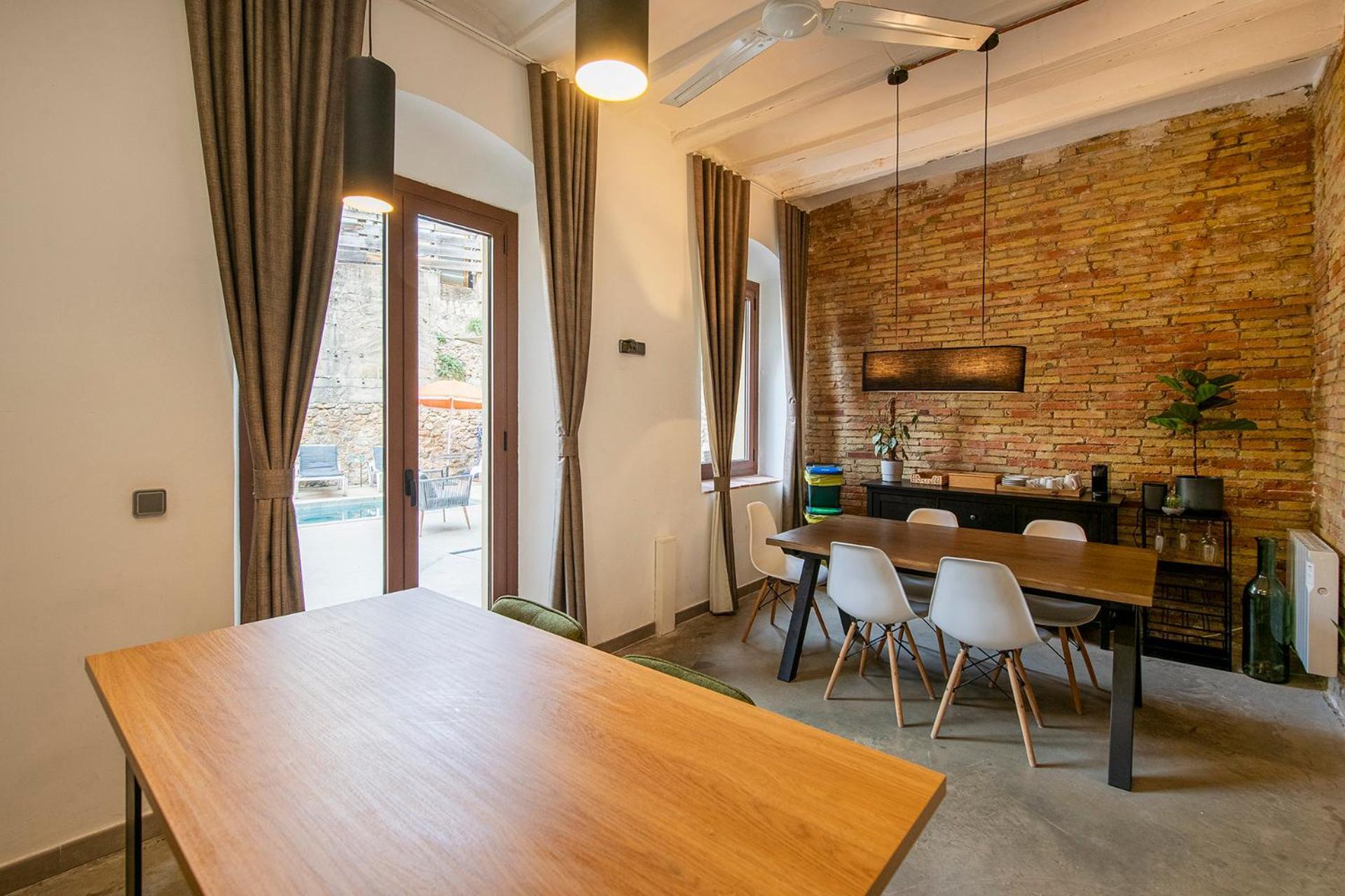 Apartment Aptw Pool In Heart Of Old Town Girona