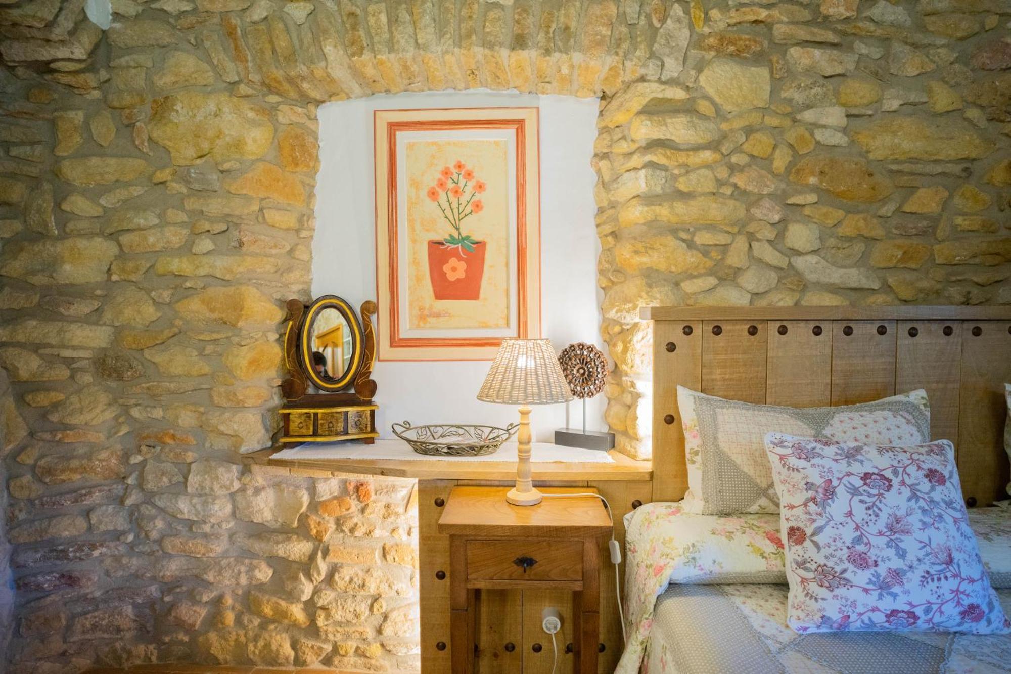 Mas Rabiol -costa Brava-emporda-only Adults Peratallada