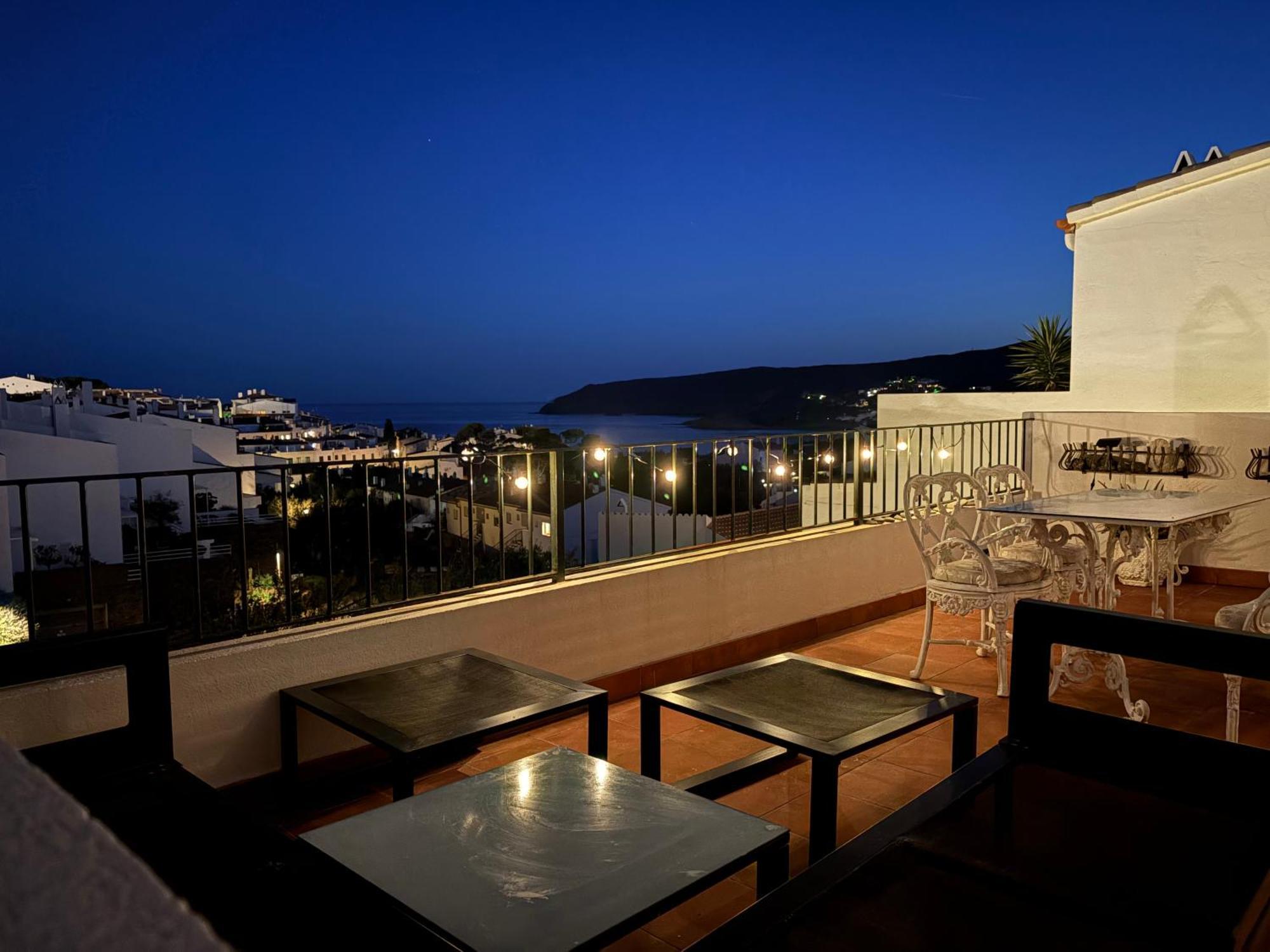 Attic In , With Parking * Cadaques