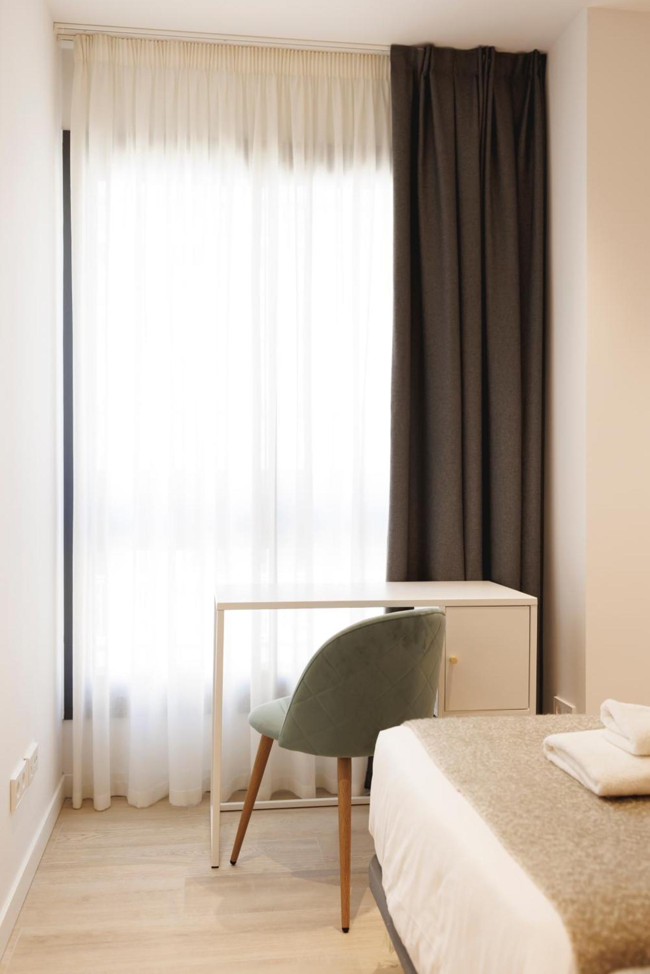 Bravissimo Centre, Modern 2-bedroom * Girona