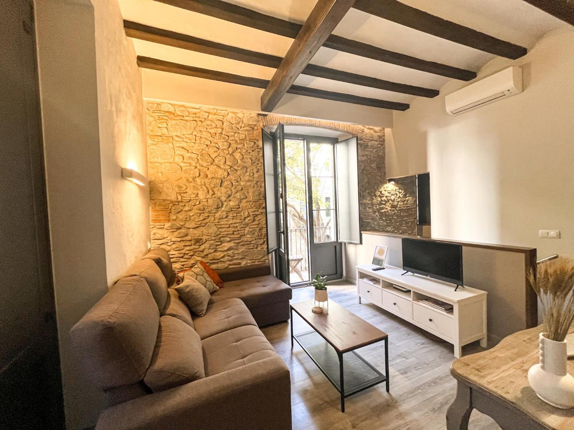 Old Town Duplex With Character Apartment *