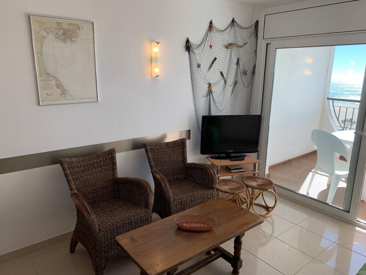 Awaydays - 94 - 1 Vue Apartamento Ampuriabrava