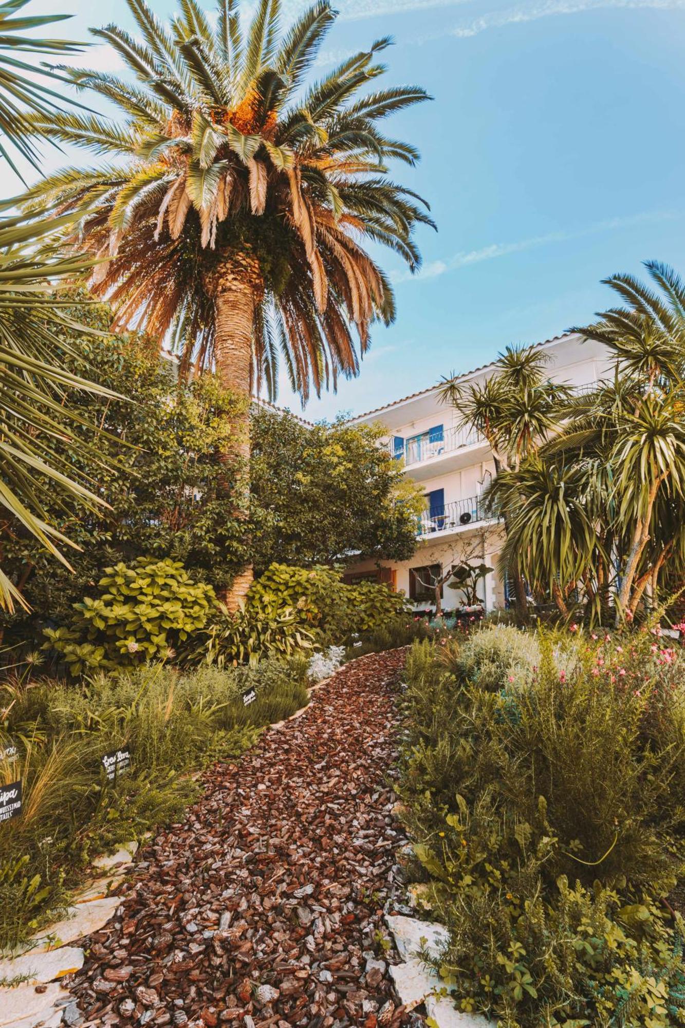 Hotel Bell Repos