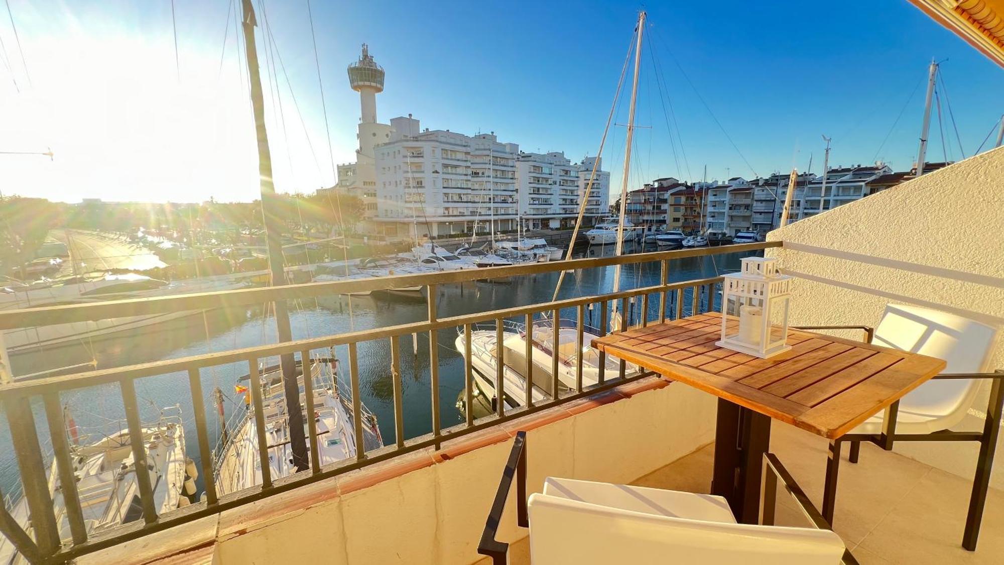 Estudio Frente Al Canal Con Terraza Apartment *