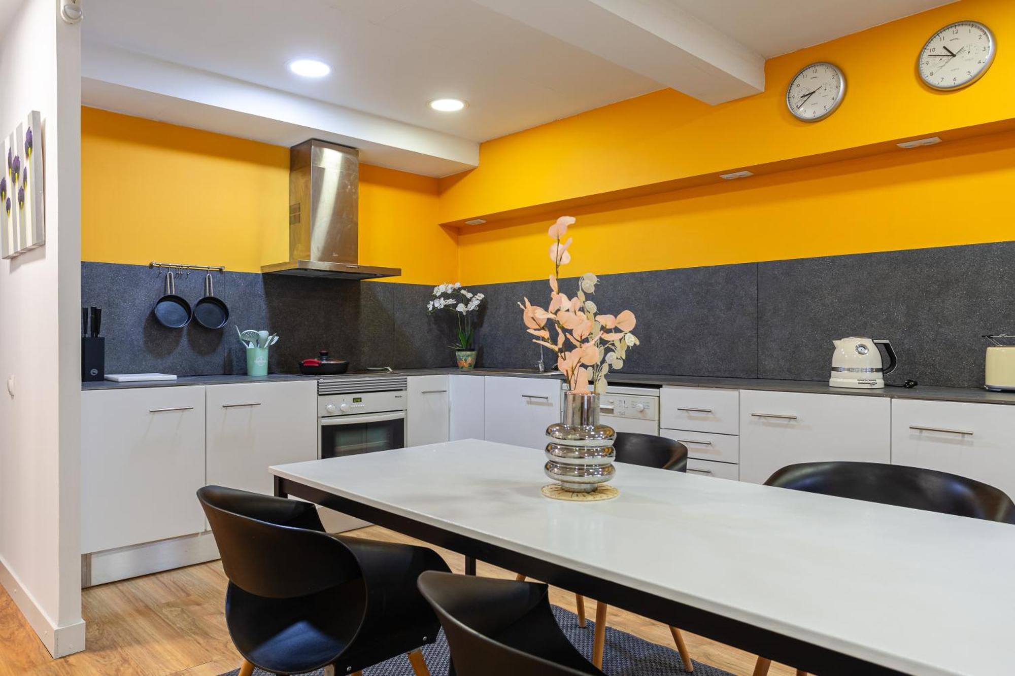 Apartment Orange Loft, Posibilidad De Parking Girona