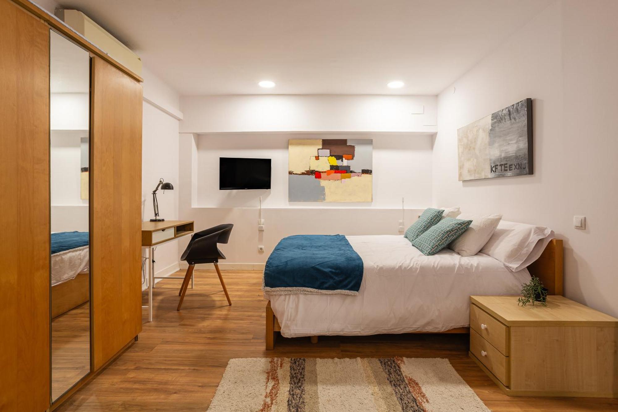 Orange Loft, Posibilidad De Parking Girona