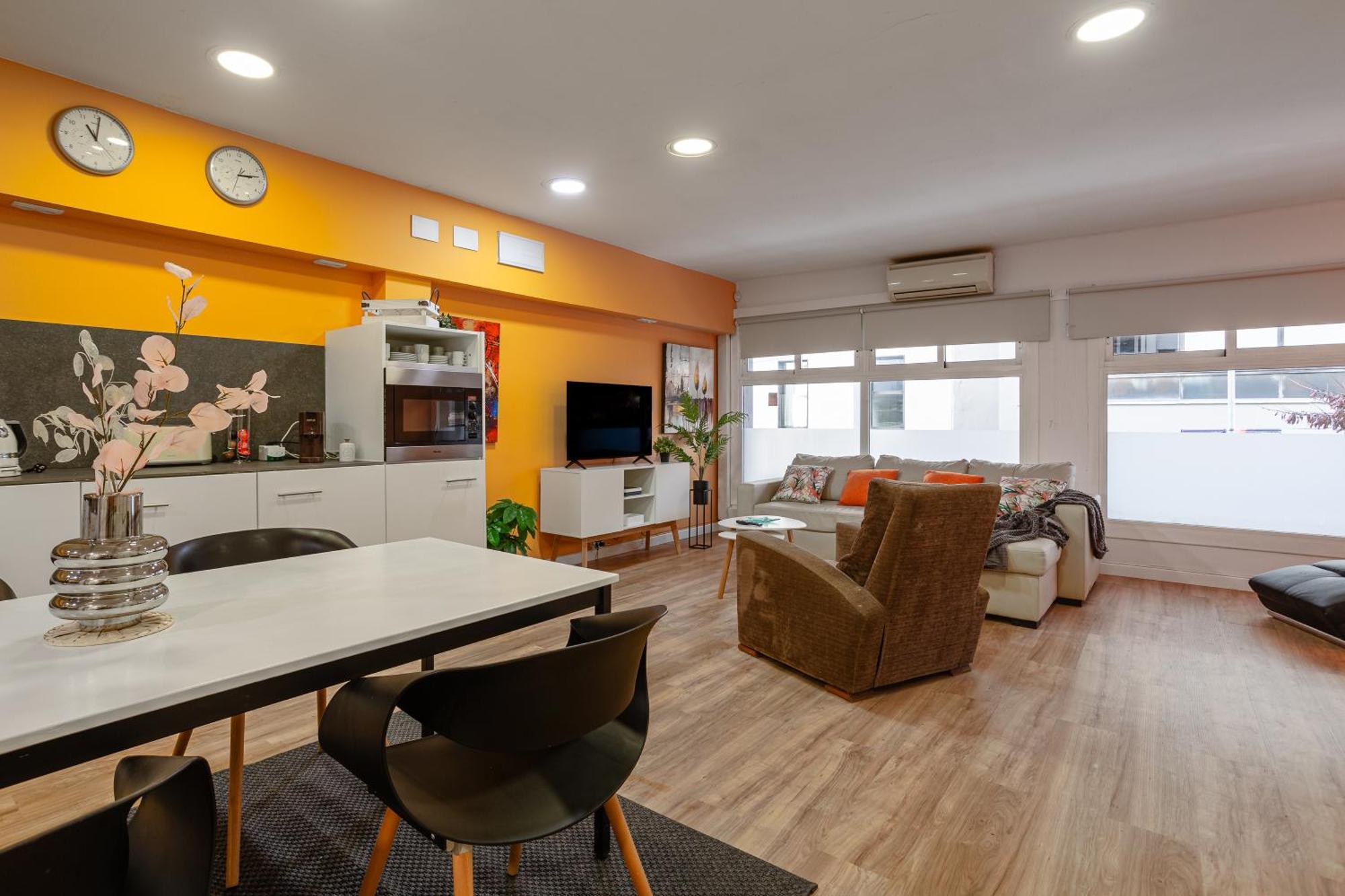 Orange Loft, Posibilidad De Parking * Girona