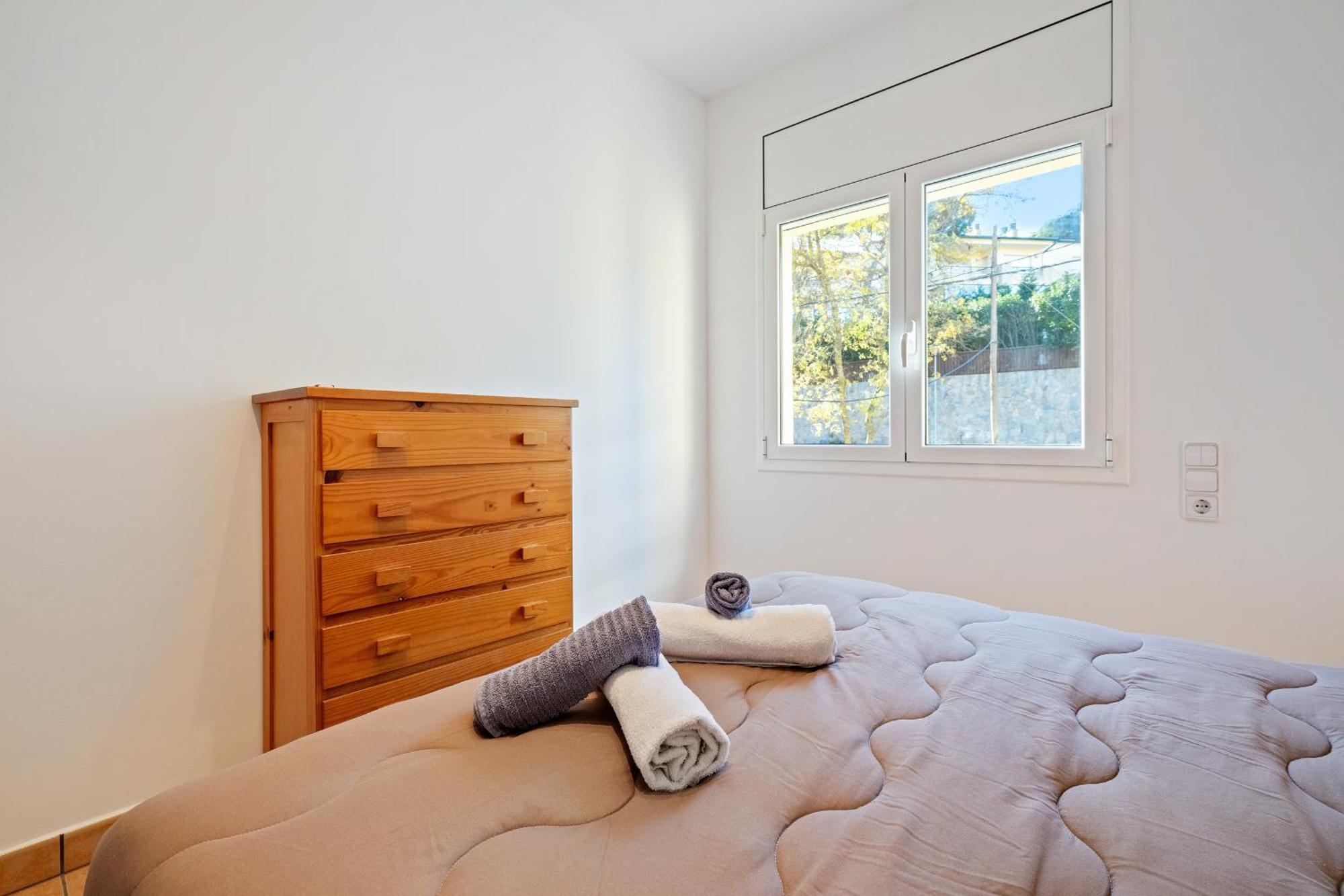 Hauzify I Fenals Apartamento