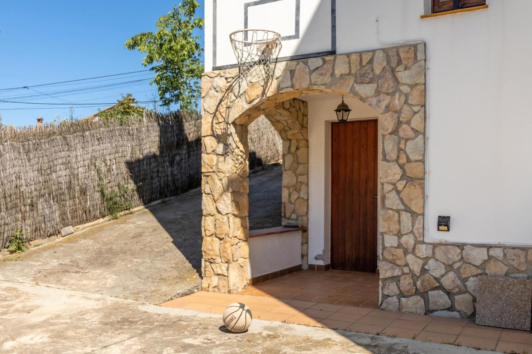 Casa Carbonell Casa Bonita Con Piscina Y Jardin Chalet