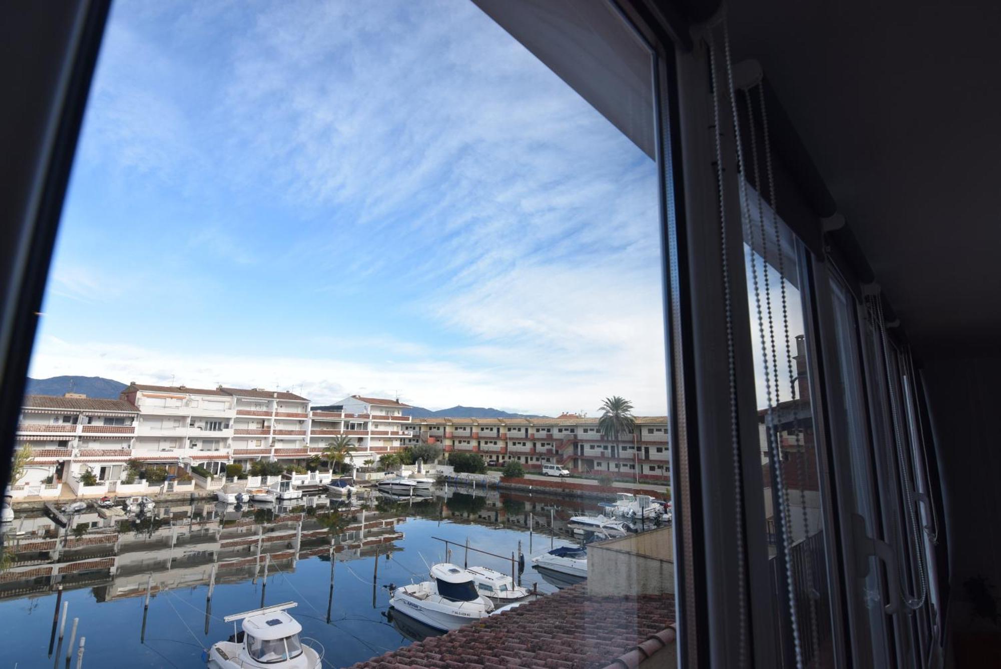 418-apartamento Vistas Al Canal * Empuriabrava