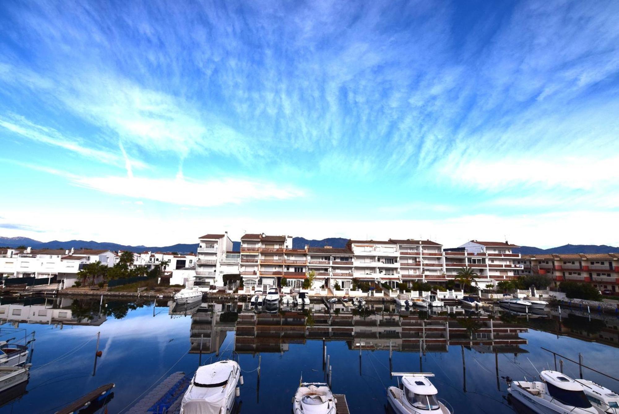 418-apartamento Vistas Al Canal Empuriabrava