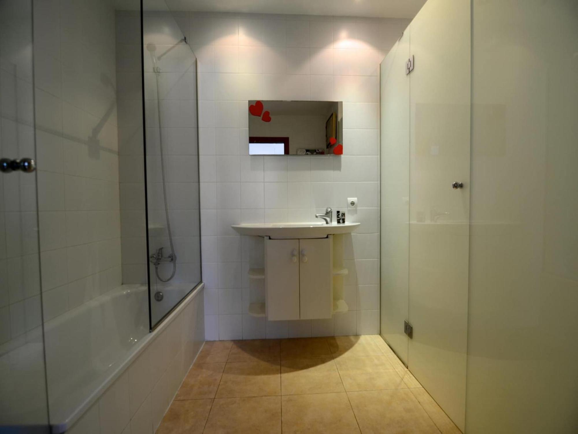 The In Has 2 Bedrooms Pals