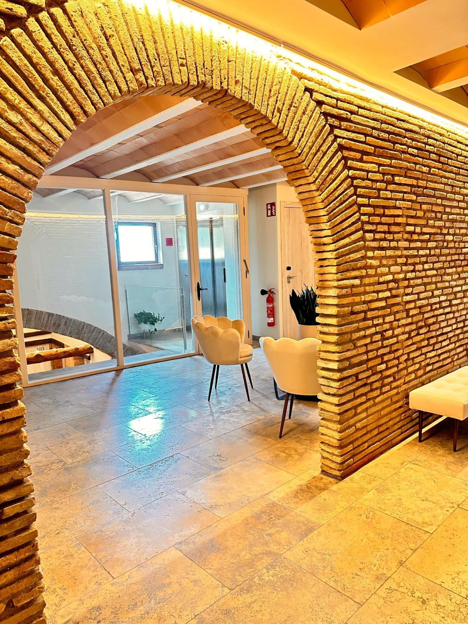 Hotel Boutique Comtal Empuries 4*