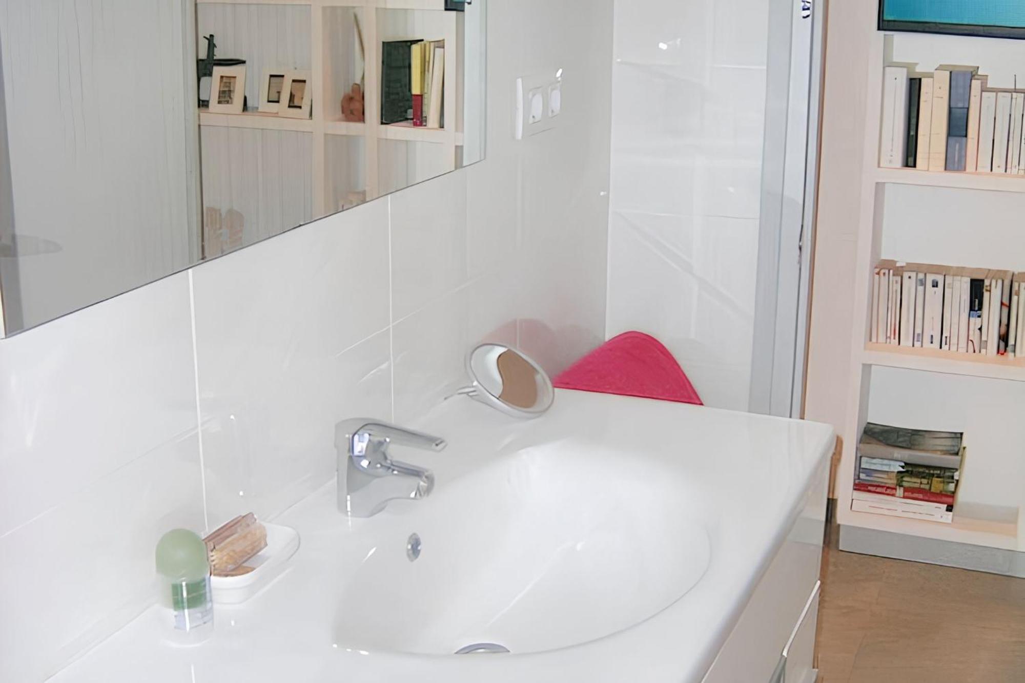 Apartamento Charming In With Sea View And Terrace - 65 Sqm Palamós