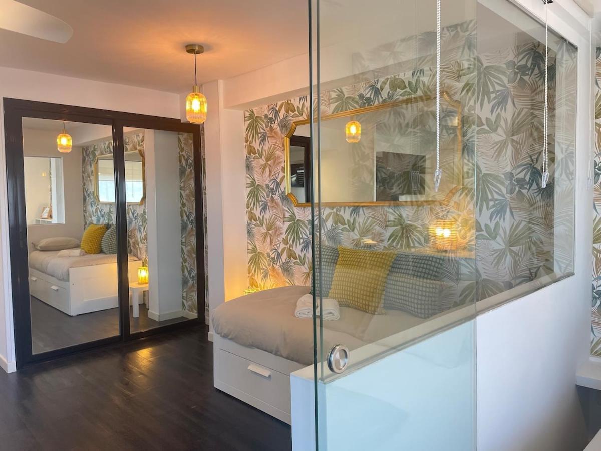 With A Lot Of Apartamento Blanes