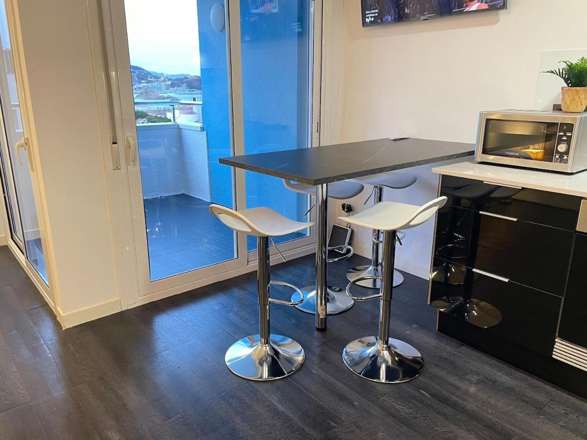 With A Lot Of Apartamento Blanes