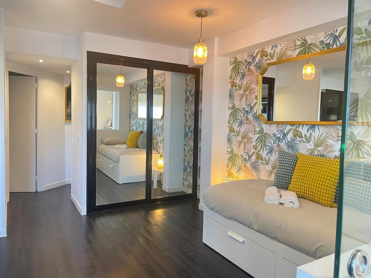 Apartamento With A Lot Of Blanes