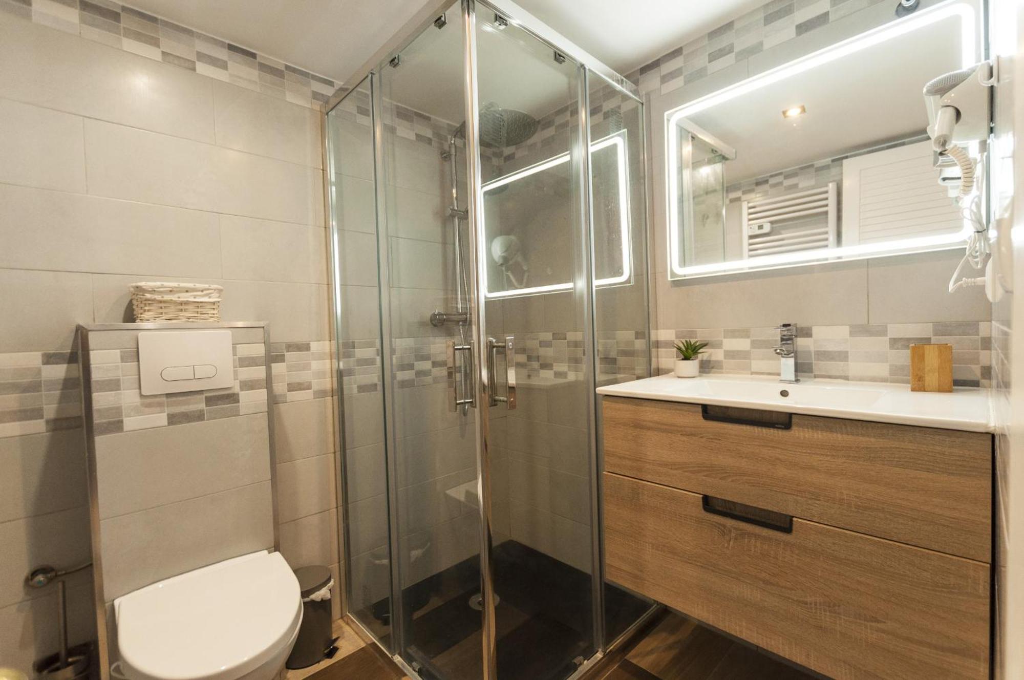 1242 Pare Claret 500m Playa Apartamento *