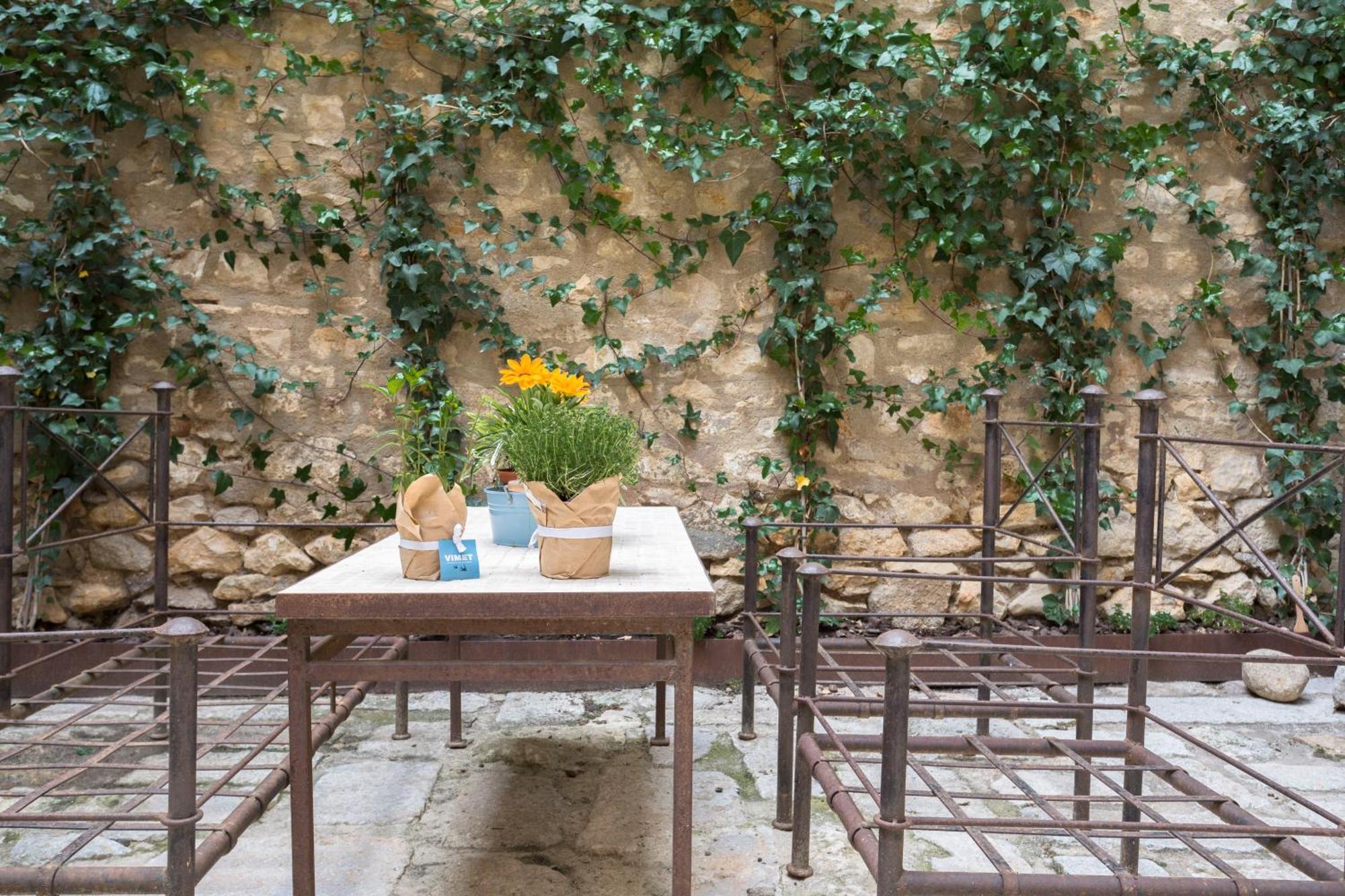 Aparthotel As Palau Dels Alemanys Boutique Monument Girona