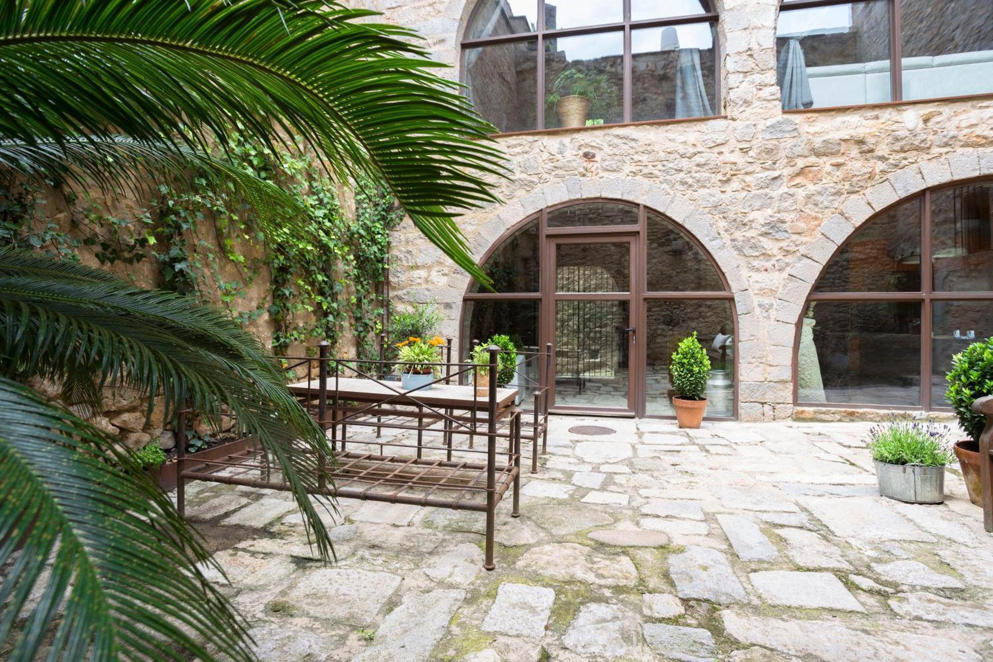 Aparthotel As Palau Dels Alemanys Boutique Monument 3*