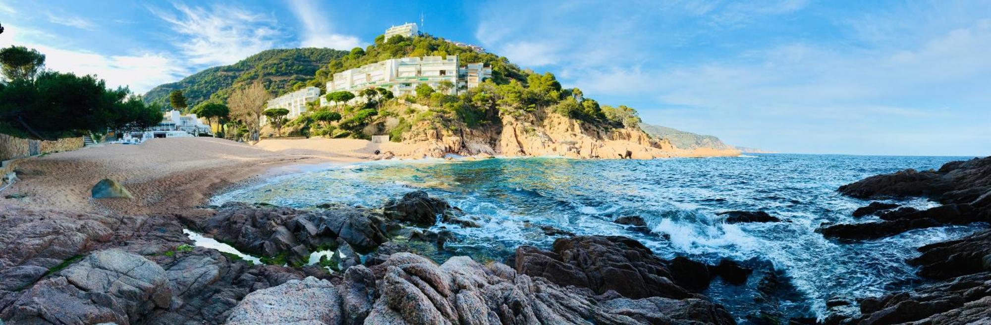 ⭑ Sea Views + Private Beach. What Else? ⭑ Apartamento *