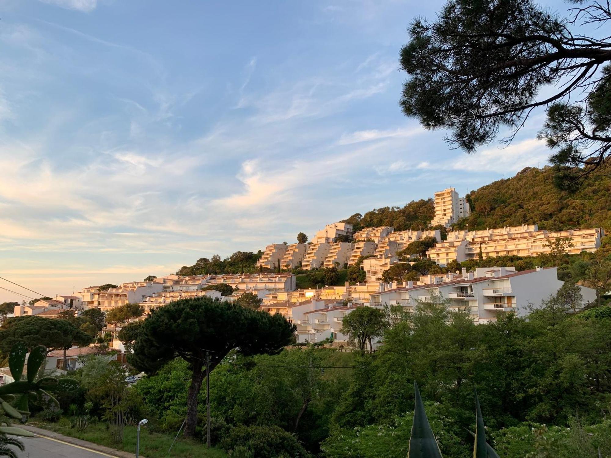 Apartamento ⭑ Sea Views + Private Beach. What Else? ⭑ Tossa de Mar