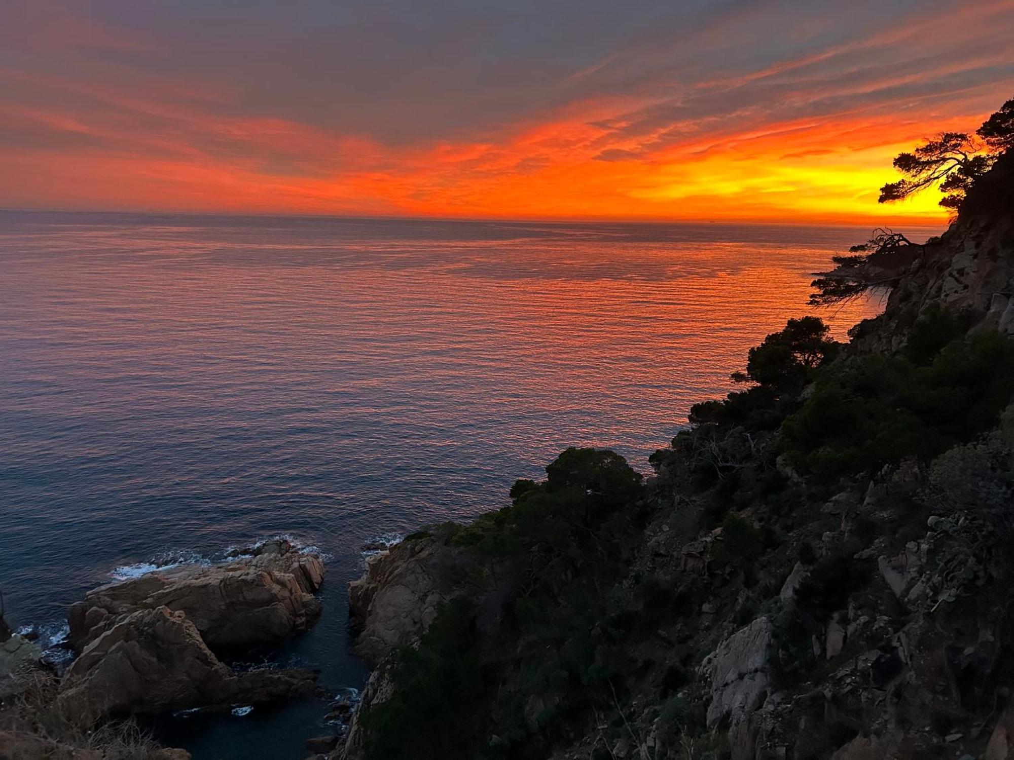 ⭑ Sea Views + Private Beach. What Else? ⭑ *