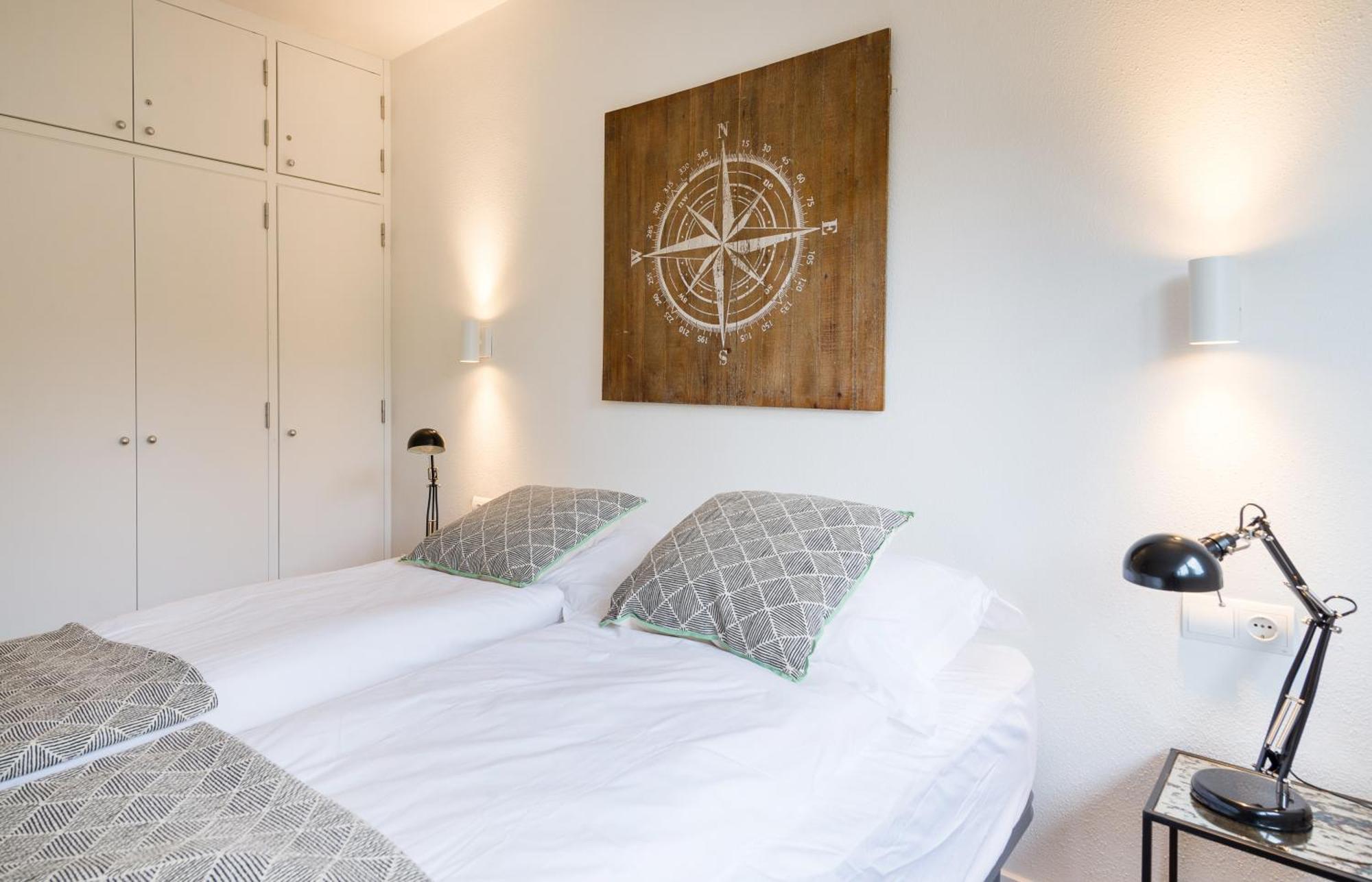 La Vie En Rouge Sa Riera Duplex, Private Parking Apartment Begur