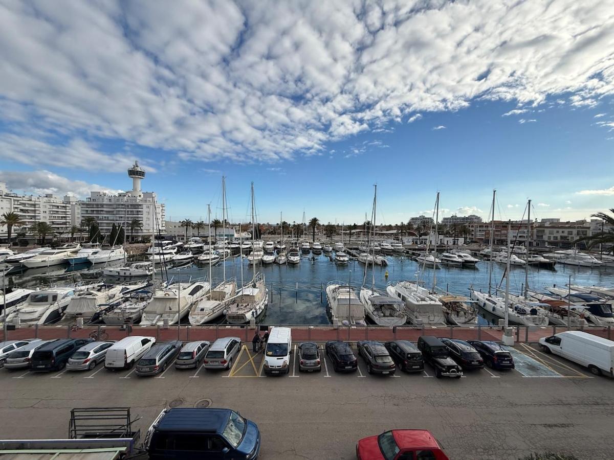 Awaydays - Pg 3-3 - Al Canal Con Wi-fi Apartamento Ampuriabrava