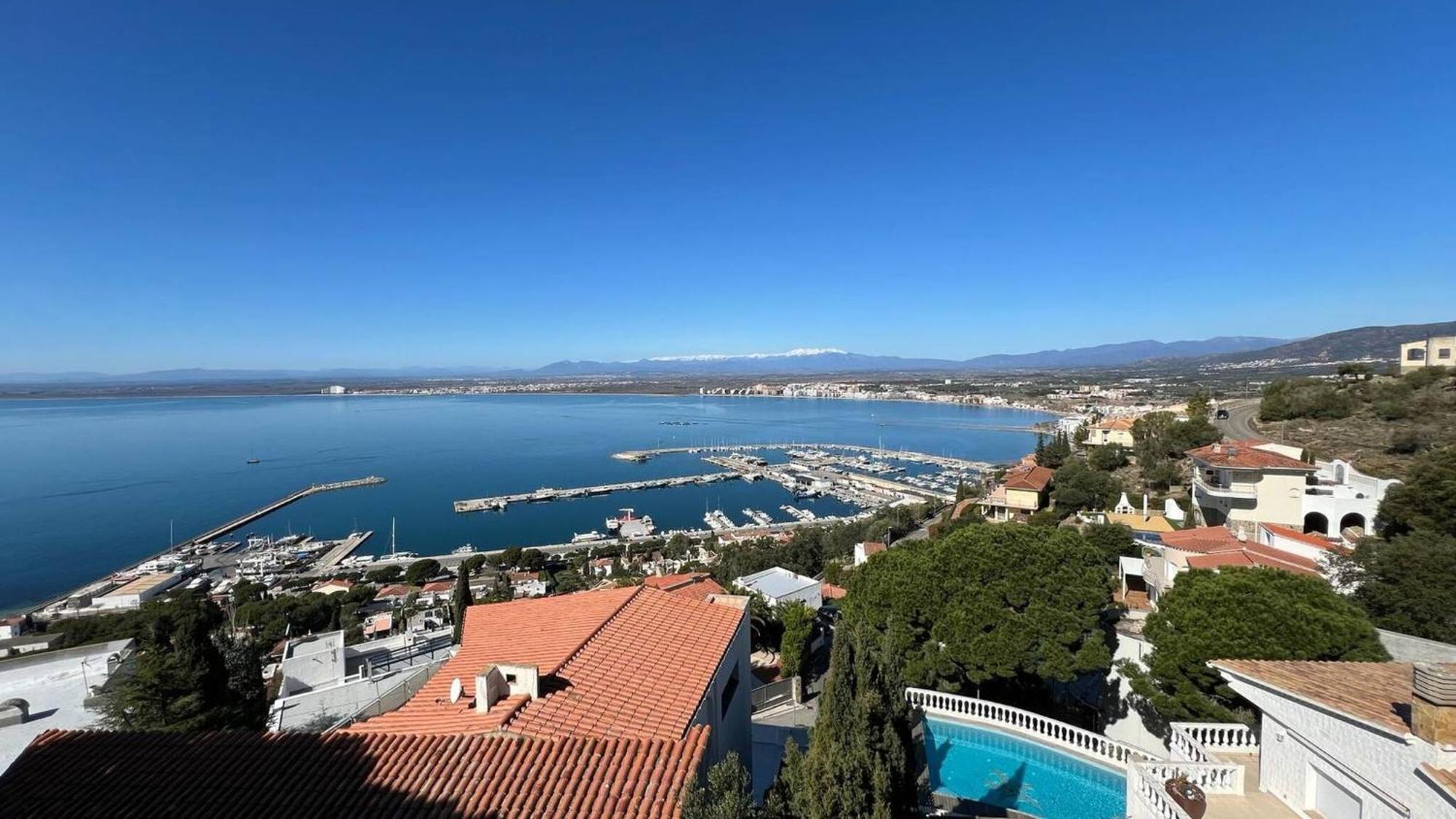 Precioso Piso Con Vistas Espectaculares Del Mar *