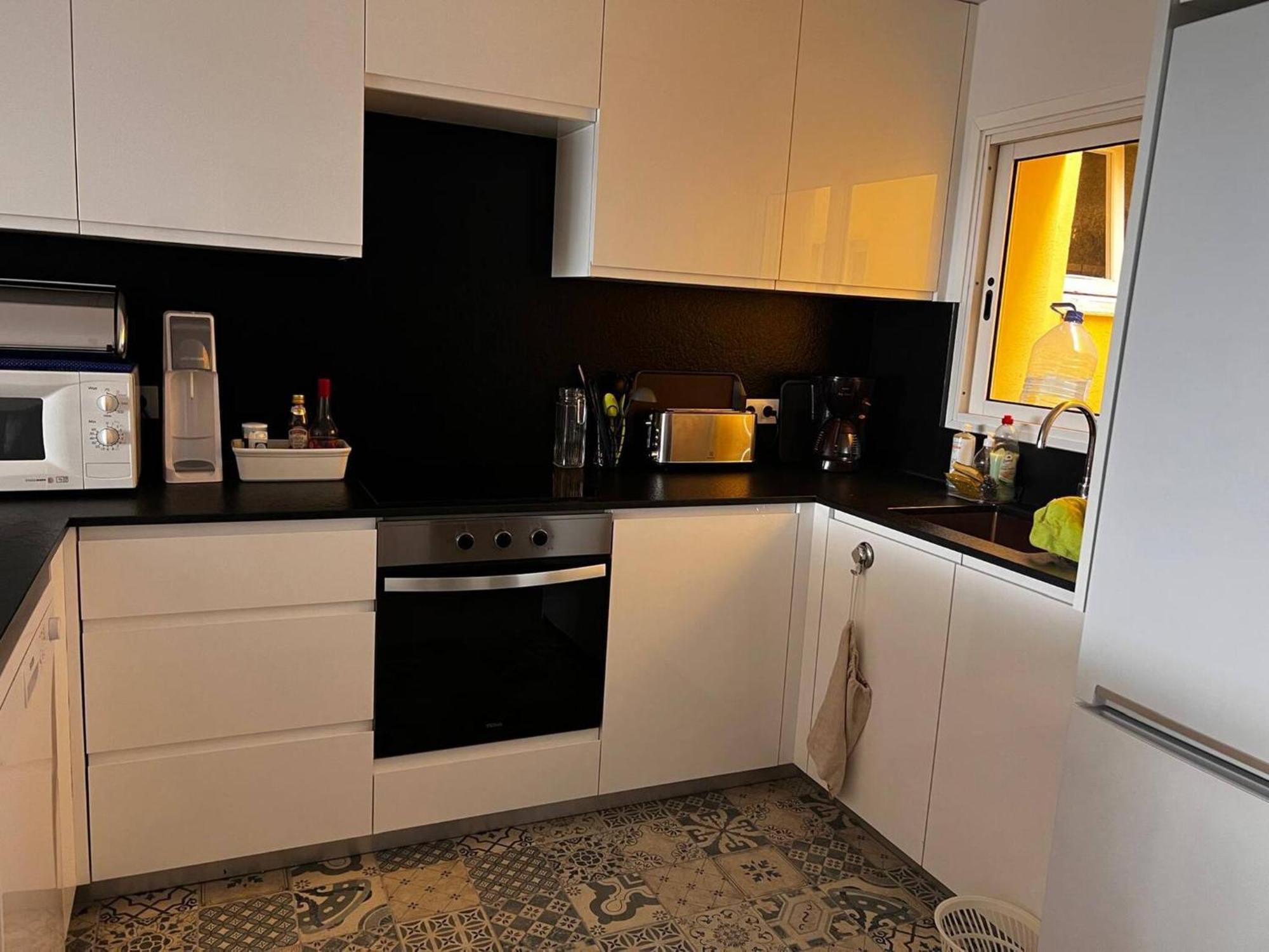 Apartamento En Primera Linea Con Acceso Directo A La Playa En La Almadrava *