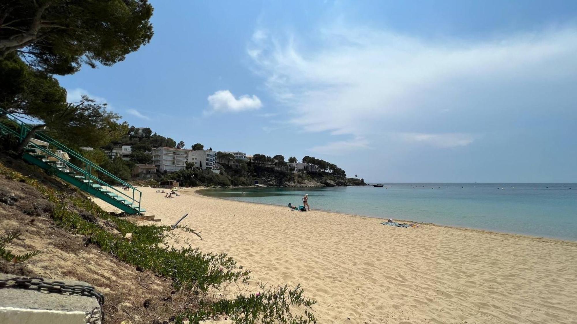 En Primera Linea Con Acceso Directo A La Playa En La Almadrava Rosas