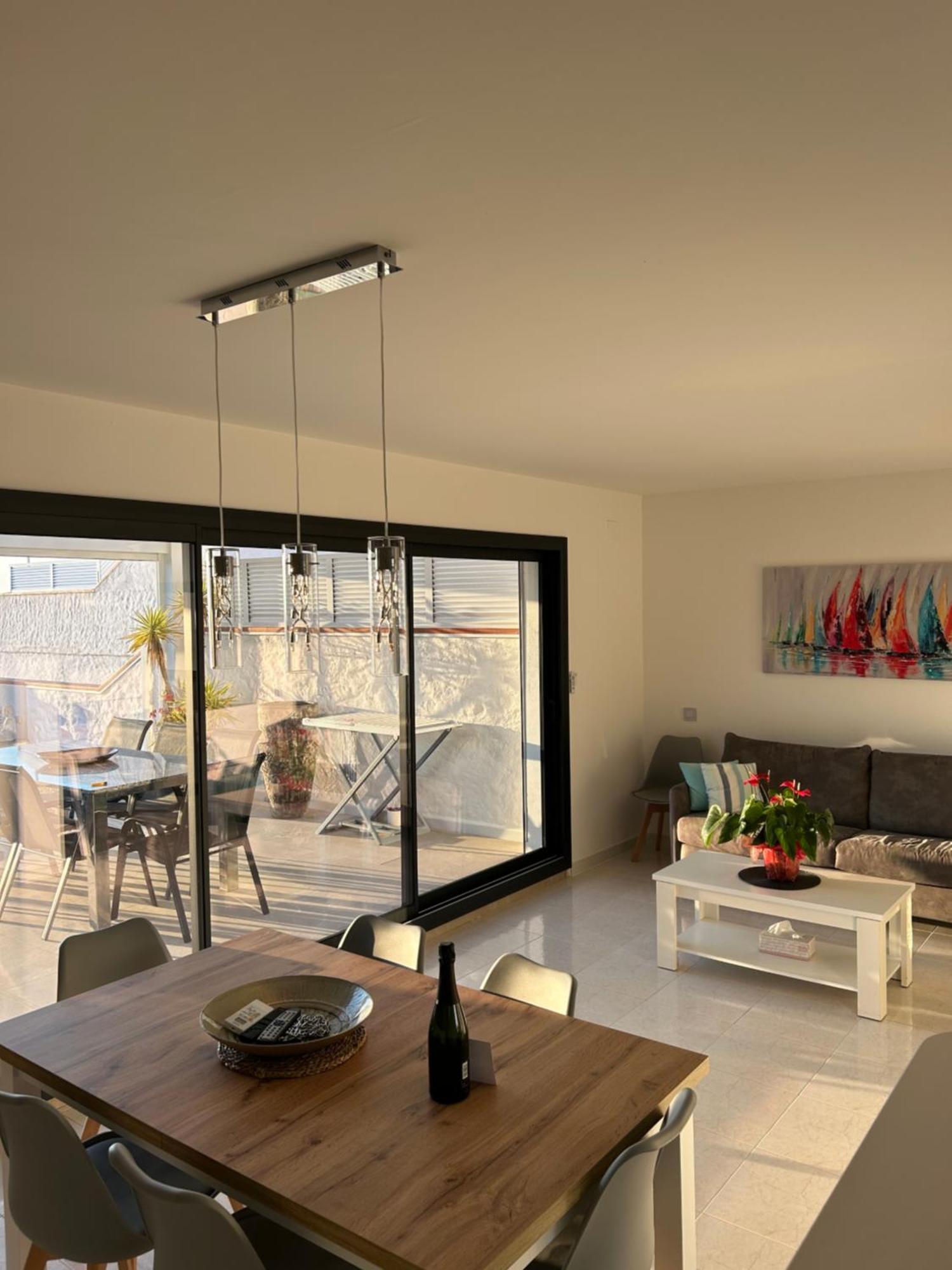 Duplex Avec Terrasse Magnifique Jacuzzi Vue Roses