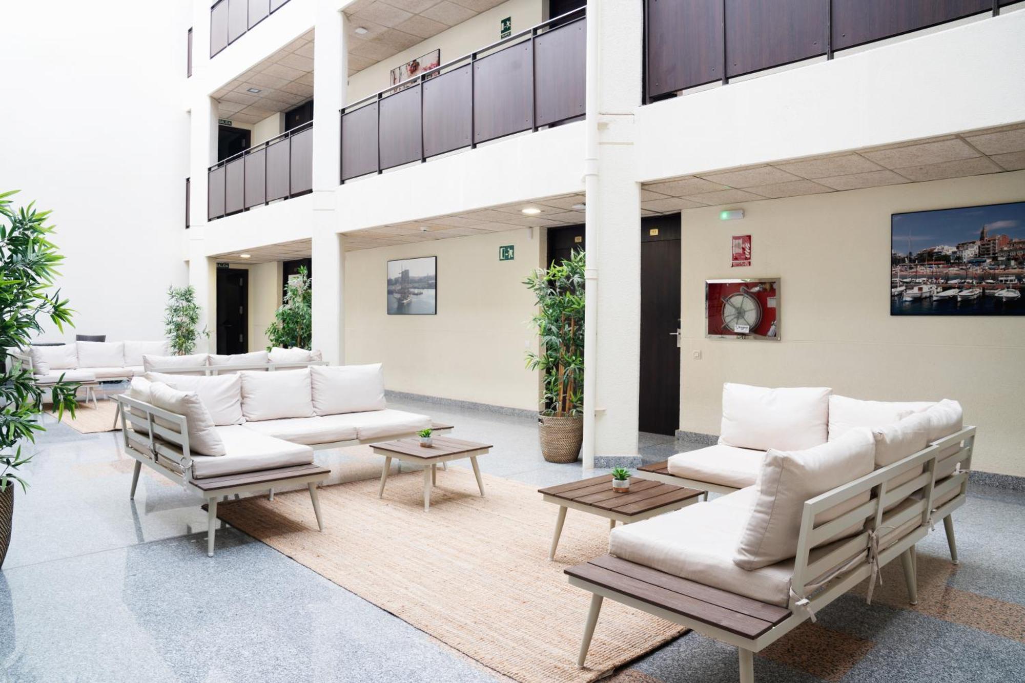 Ona Apartahotel
