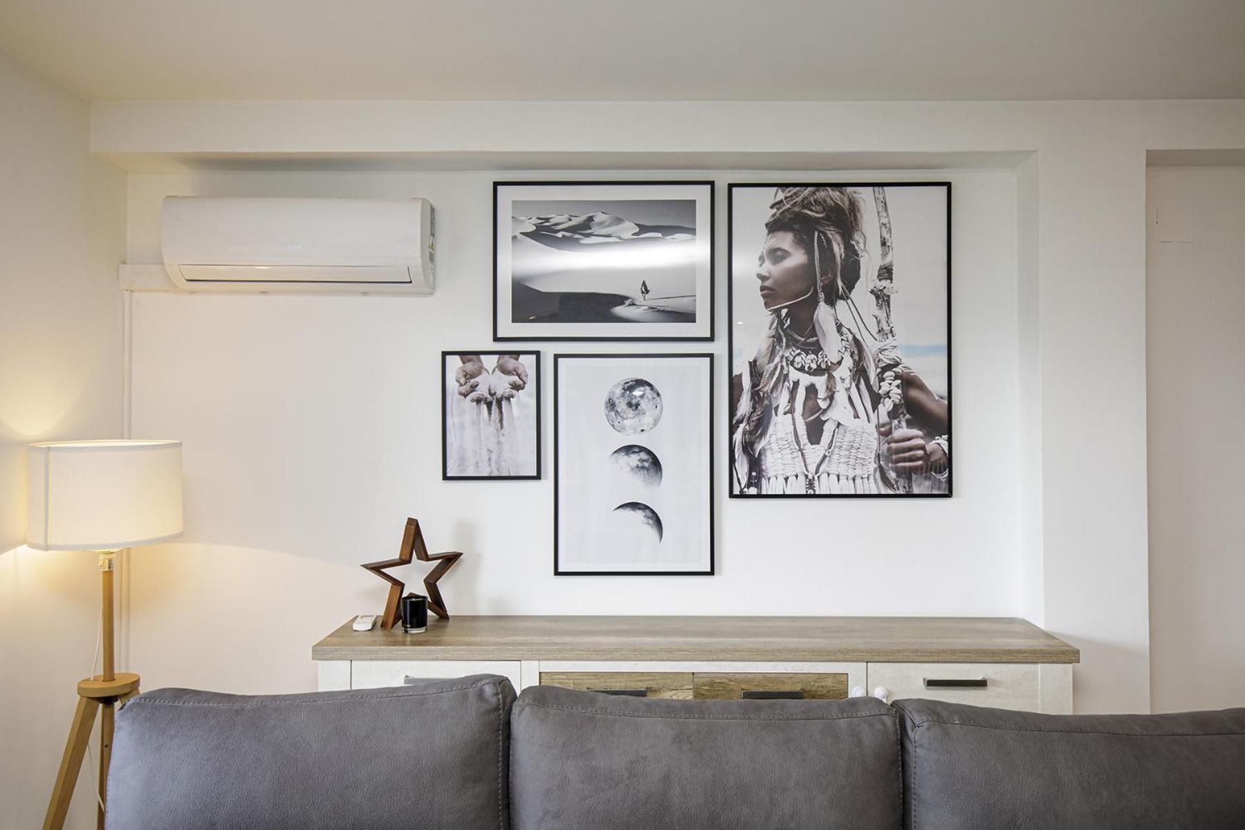 Casa Con Bonitas Vistas En Montjuic Chalet Girona