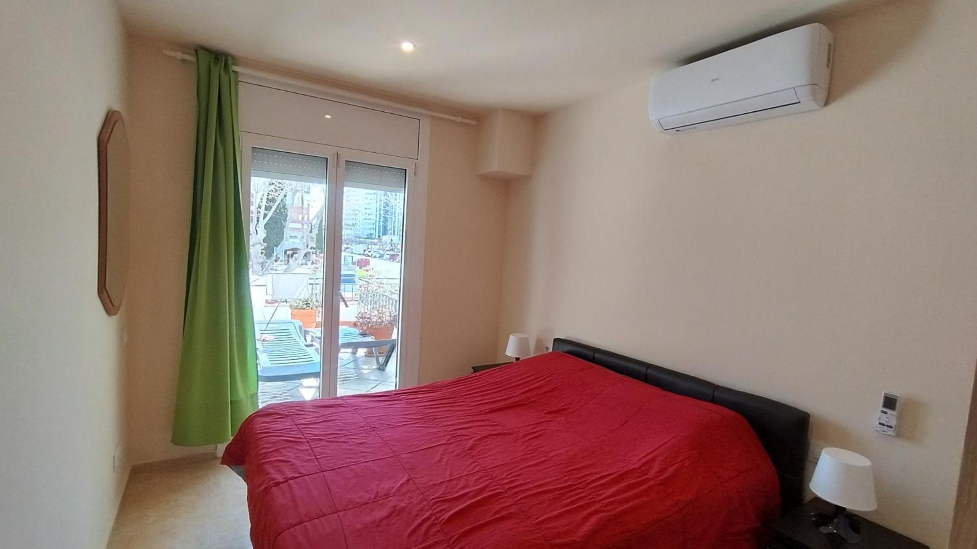 Empuriapparts Abrilmar Renovado Apartamento