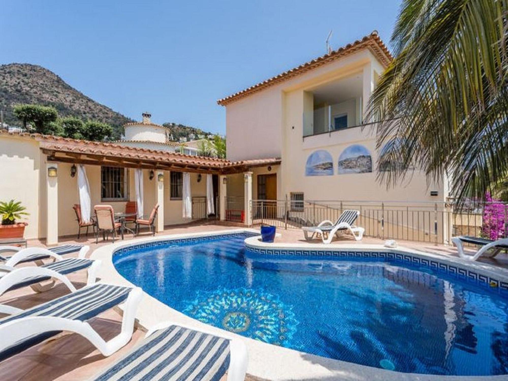 Modern In With Swimming Pool Apartamento *