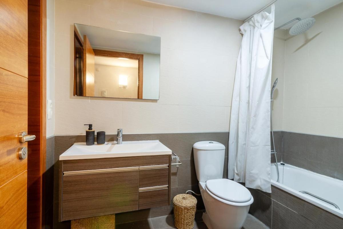 Piso Con Piscina En El Centro De Apartamento Lloret de Mar