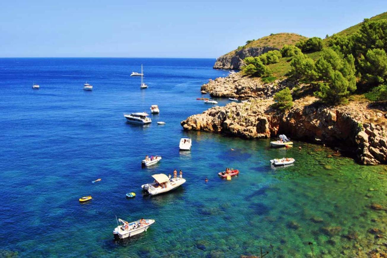 Stil Calm Ideal Holidays L' Escala
