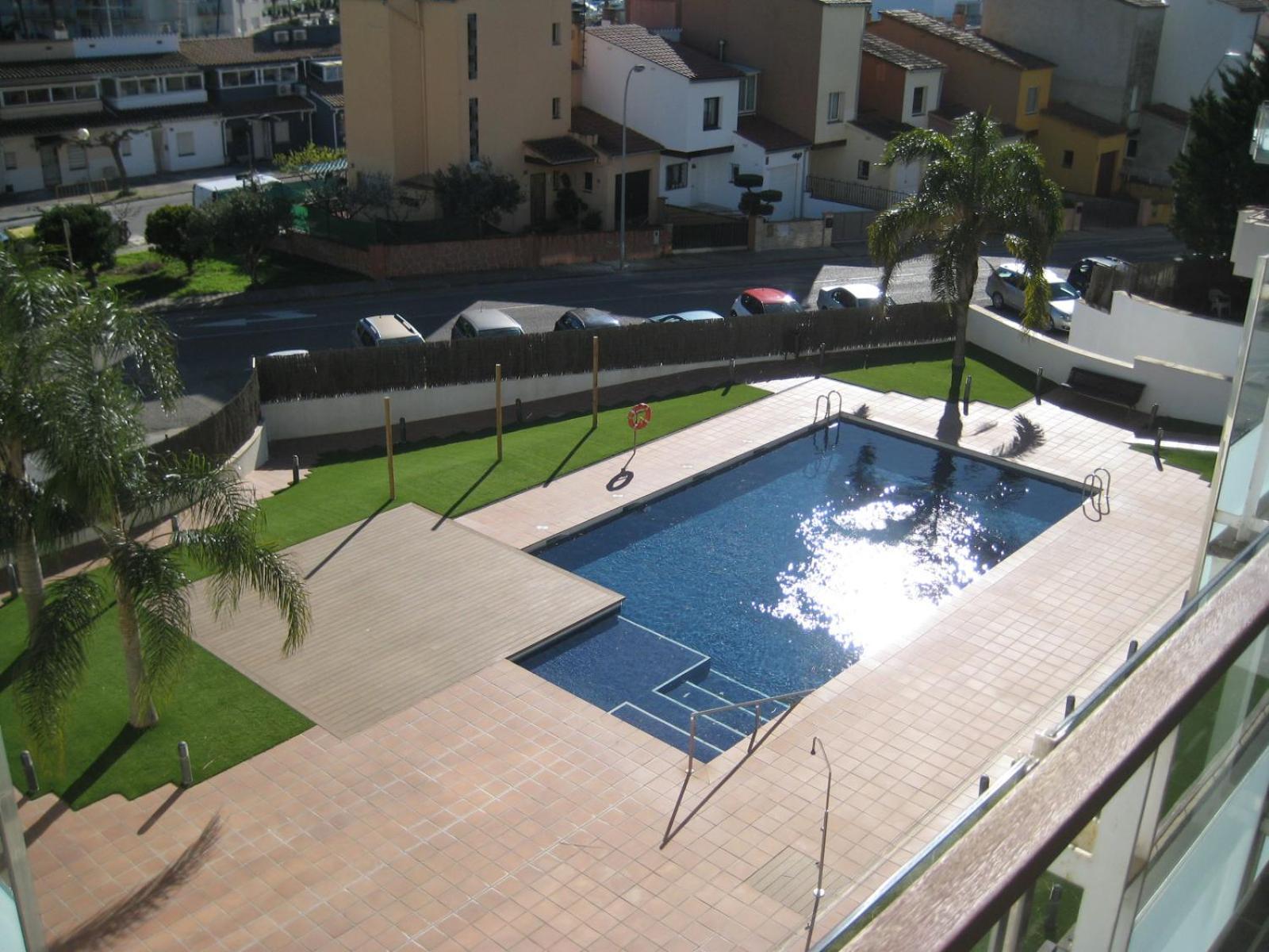 Luminoso Con Piscina Apartment