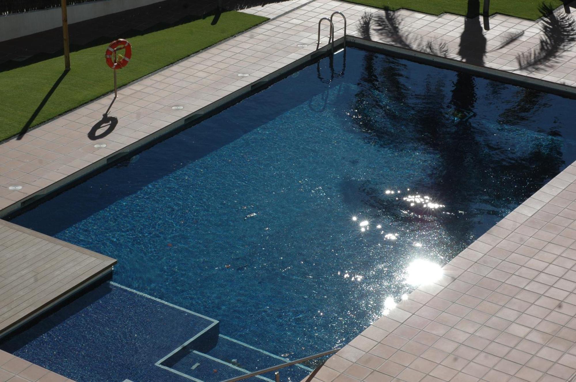 Luminoso Con Piscina Apartment Roses