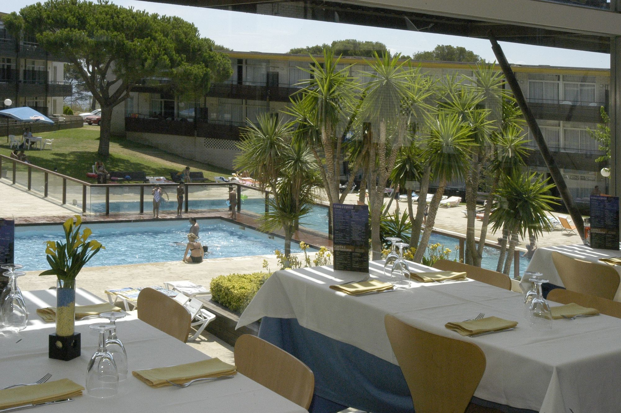 Aparthotel Comtat Sant Jordi 3*