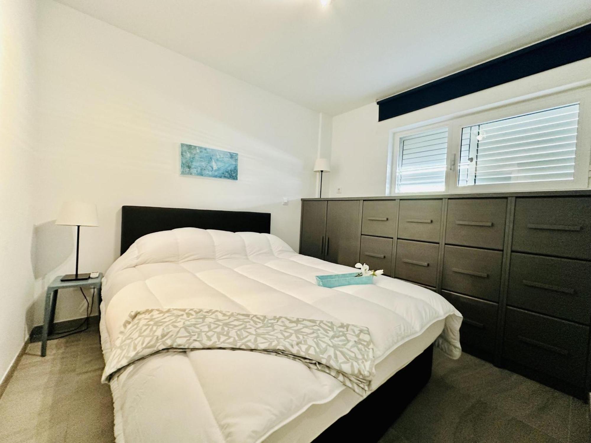 3327 Res. Almadraba Platja 6 Bx 2, Gran Jardin En Residencia Privada Y Tranquila, Acceso Directo A La Playa Almadraba. - Es-258-22 Apartamento Rosas
