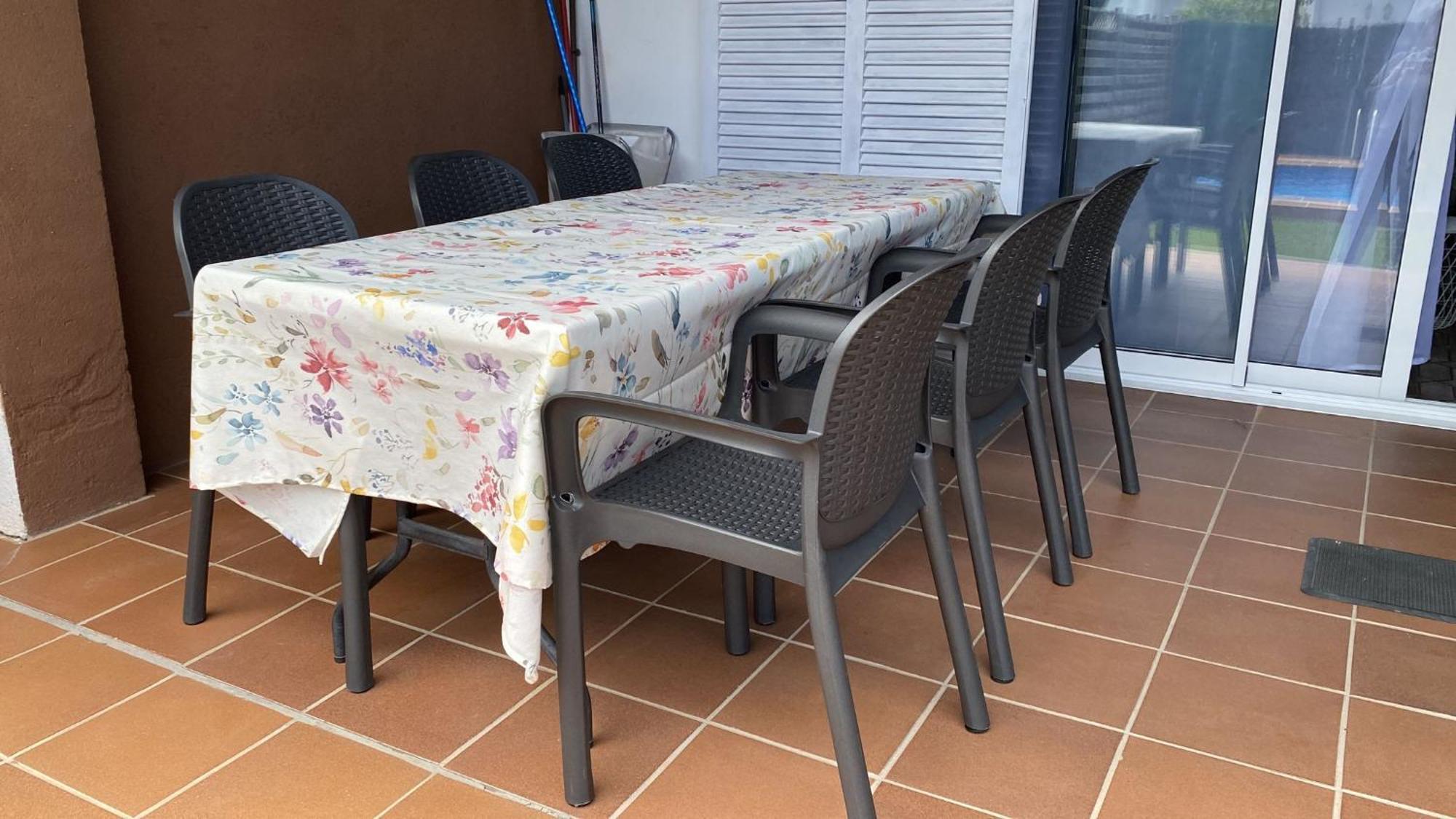 Сasa de vacaciones Peni 168a - Belle Maison Avec Piscine *