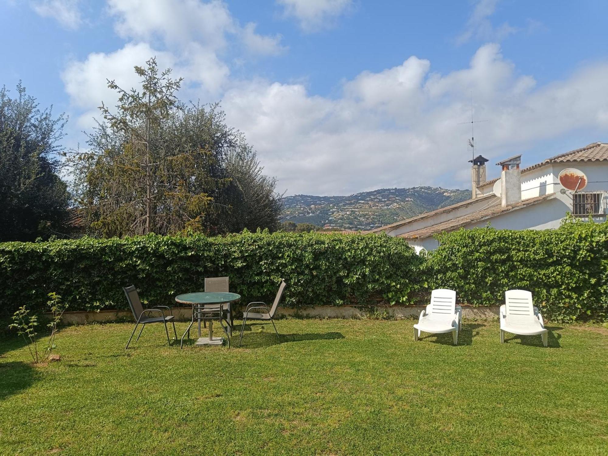 A S'agaro, 1er Etage, 3 Vue Vallee, Balcon *