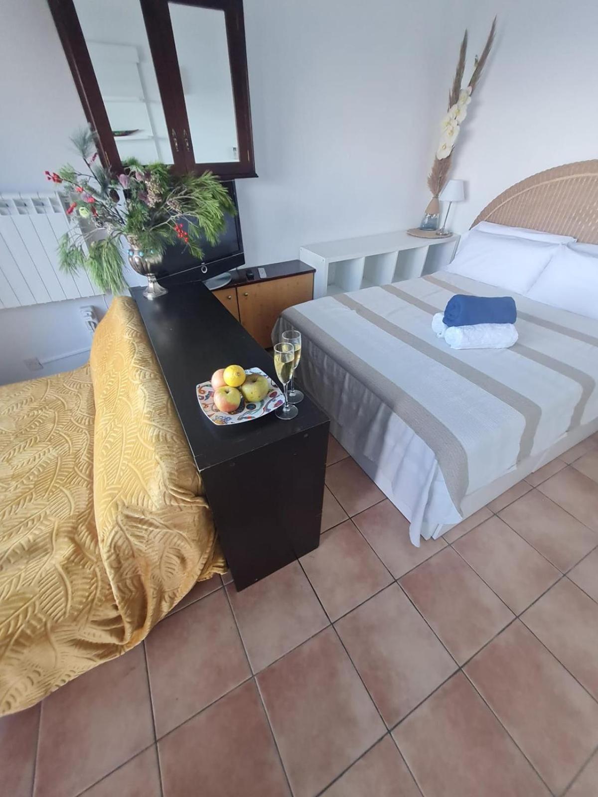 Apartamento Cap Sa Sal 74 Con Terraza Literalmente Sobre El Mar *